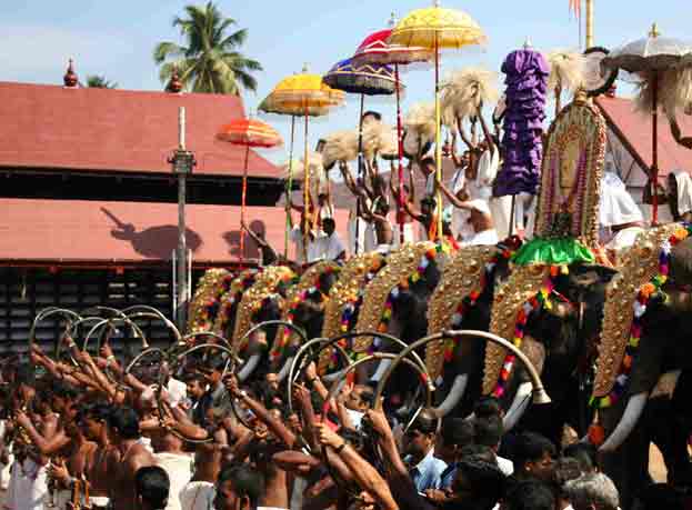 Panchavadyam